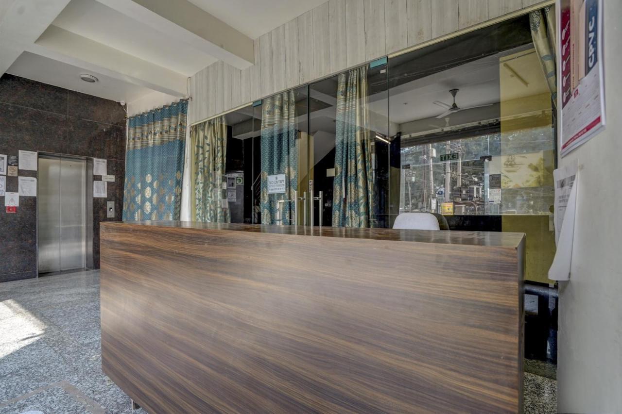 Oyo 78981 The Diamond Nest Noida Luaran gambar